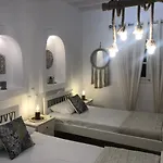 Francesca Secret * Mykonos Town