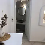 Francesca Secret Apartment