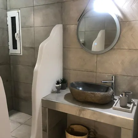 Francesca Secret Apartment